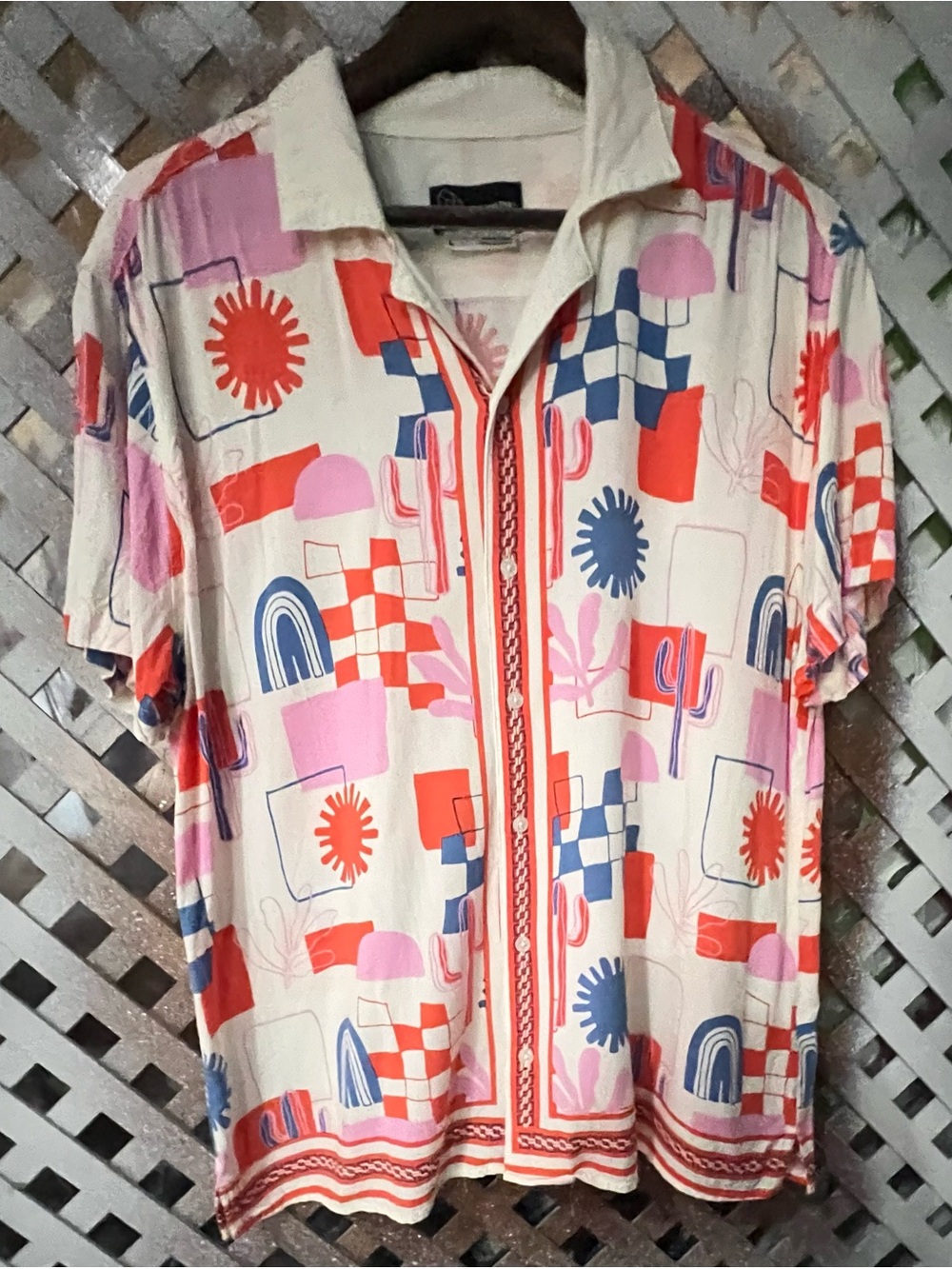 Original Use Men's Short-Sleeve Resort Camp Button Shirt size Large